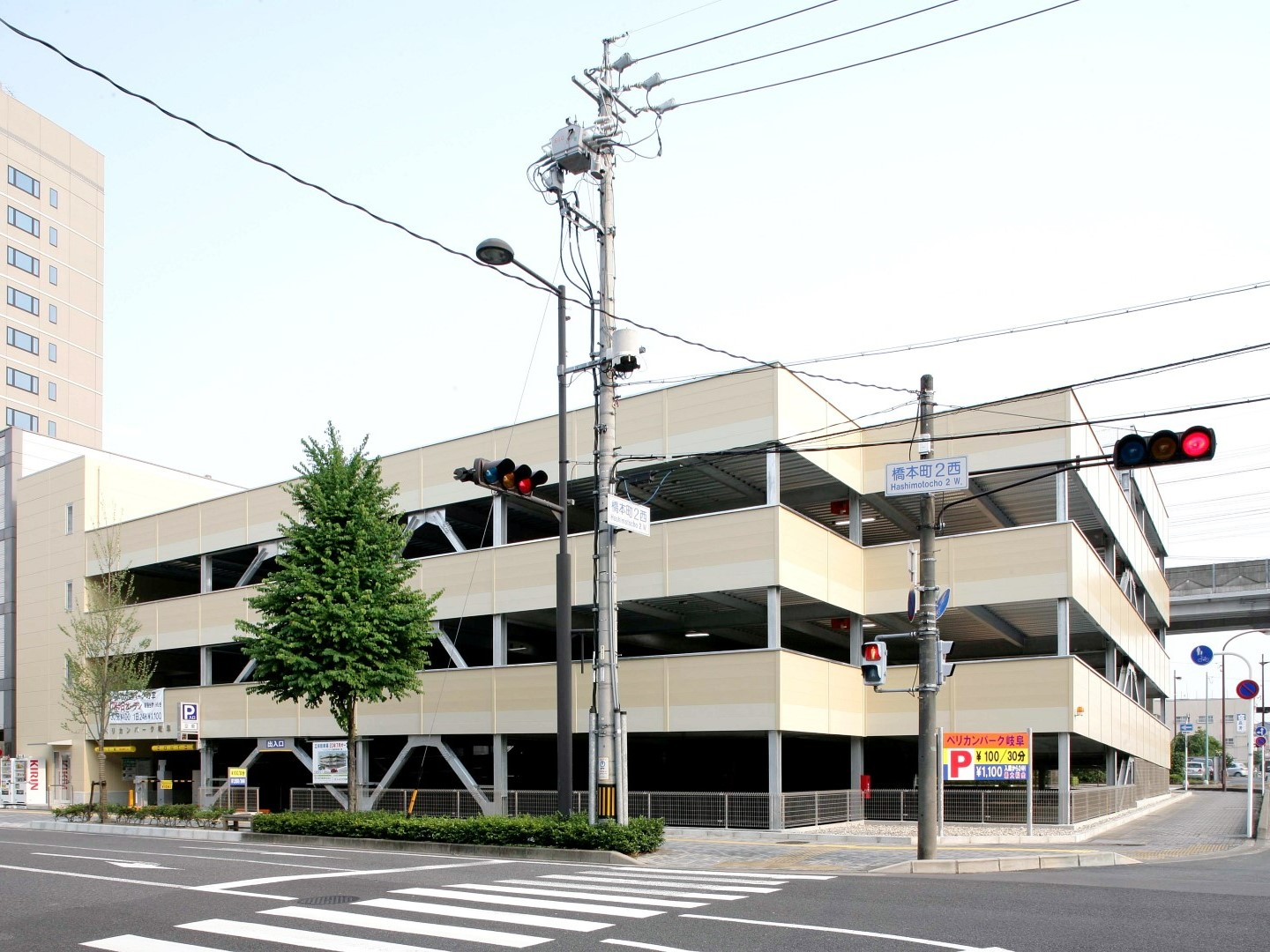 岐阜県内某時間貸し駐車場