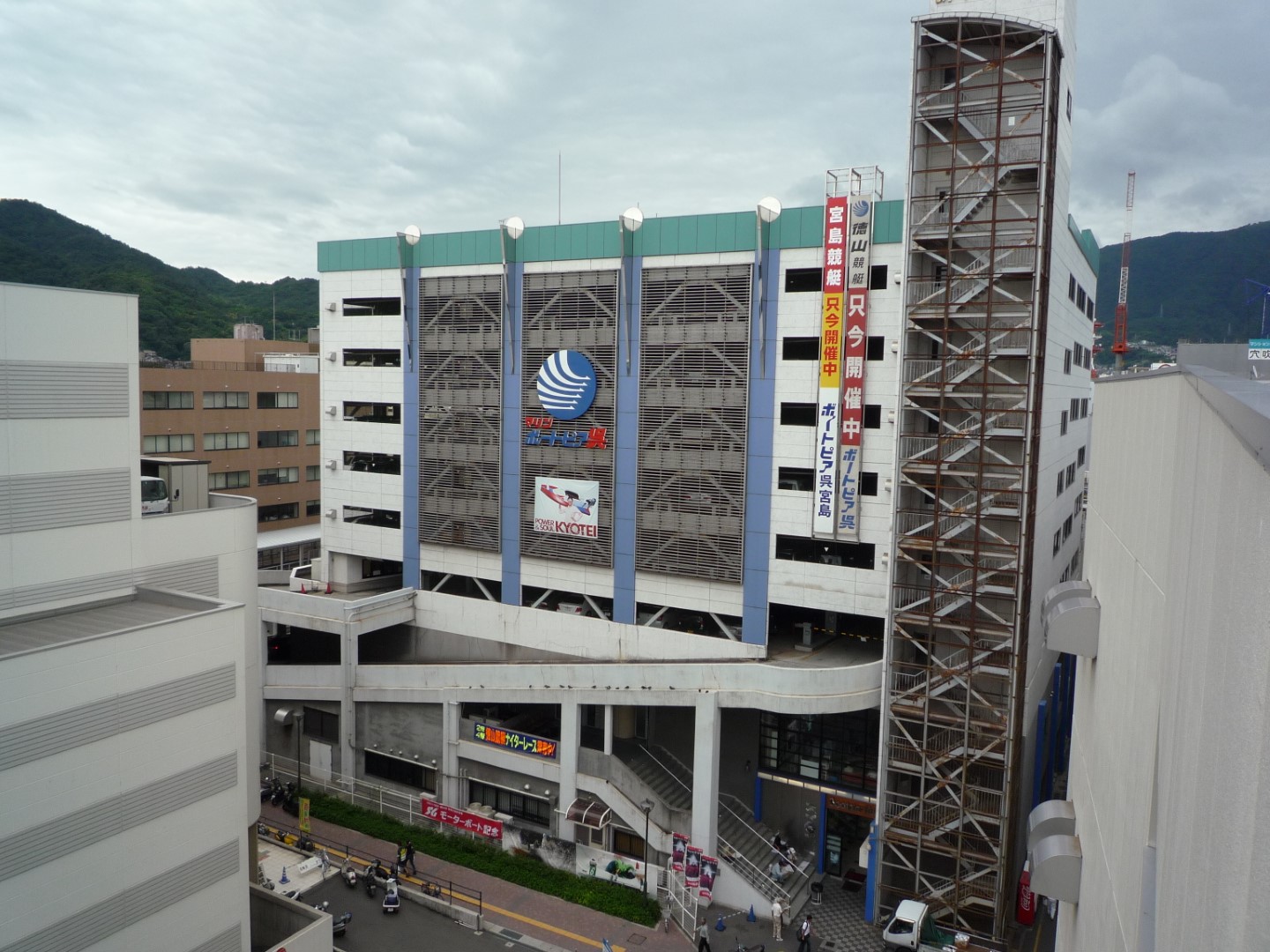 広島県内某レジャー施設駐車場