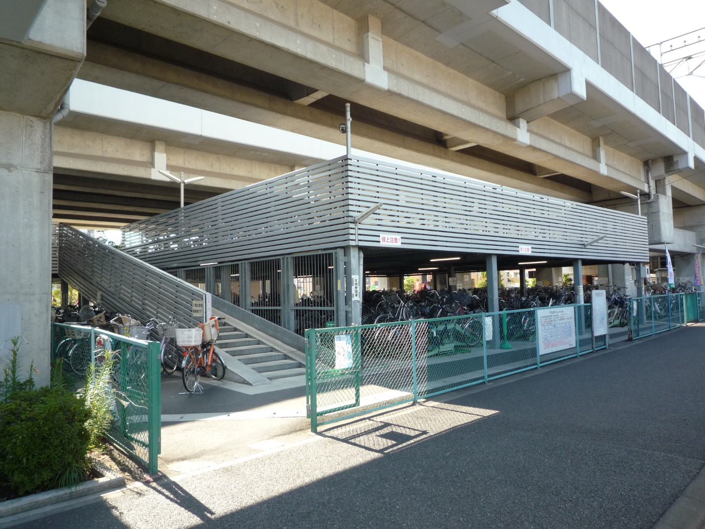 戸田駅北自転車駐車場_外観1-1