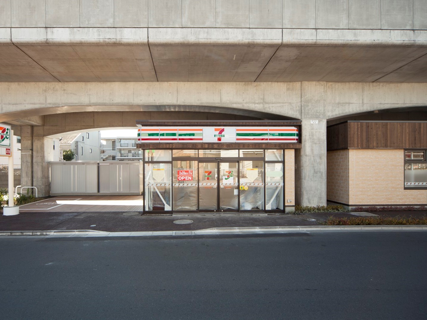 東京都県内某店舗