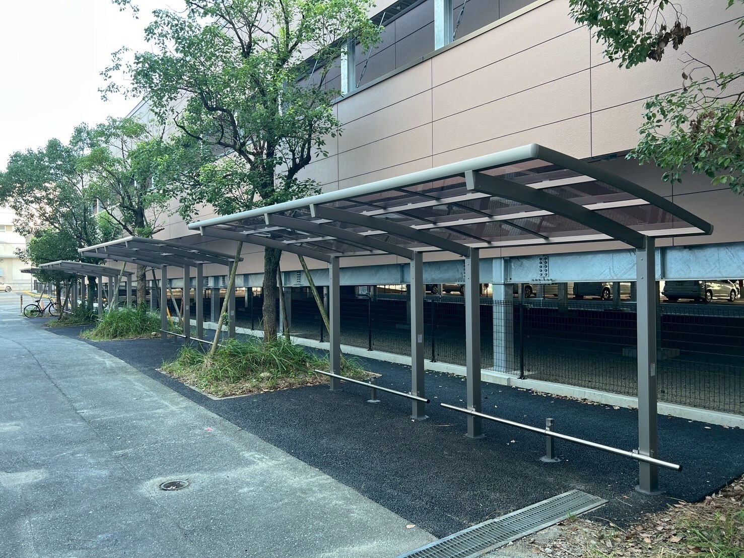 施工事例：九州大学(馬出)患者用立体駐車場｜株式会社内藤ハウス